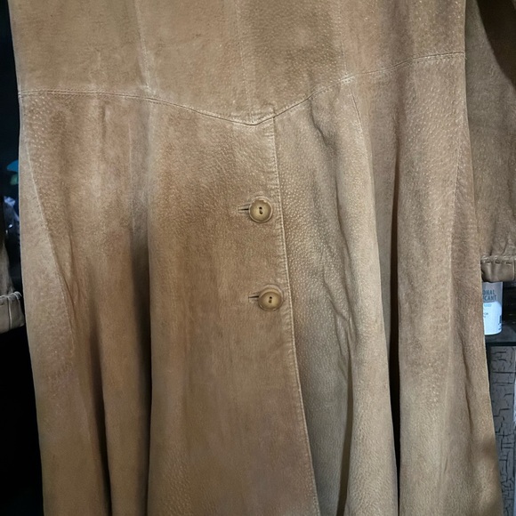 Vintage 80’s Scully “ Wynonna Judd” suede and leather coat with studs 
Sz 12 - Picture 2 of 3
